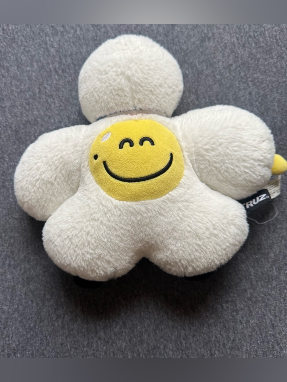 Truz Smiley Flower Plush Toy